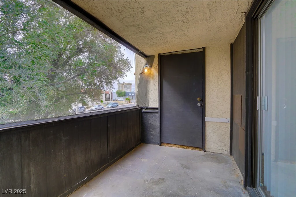 1390 Vegas Valley, Las Vegas, NV 89169