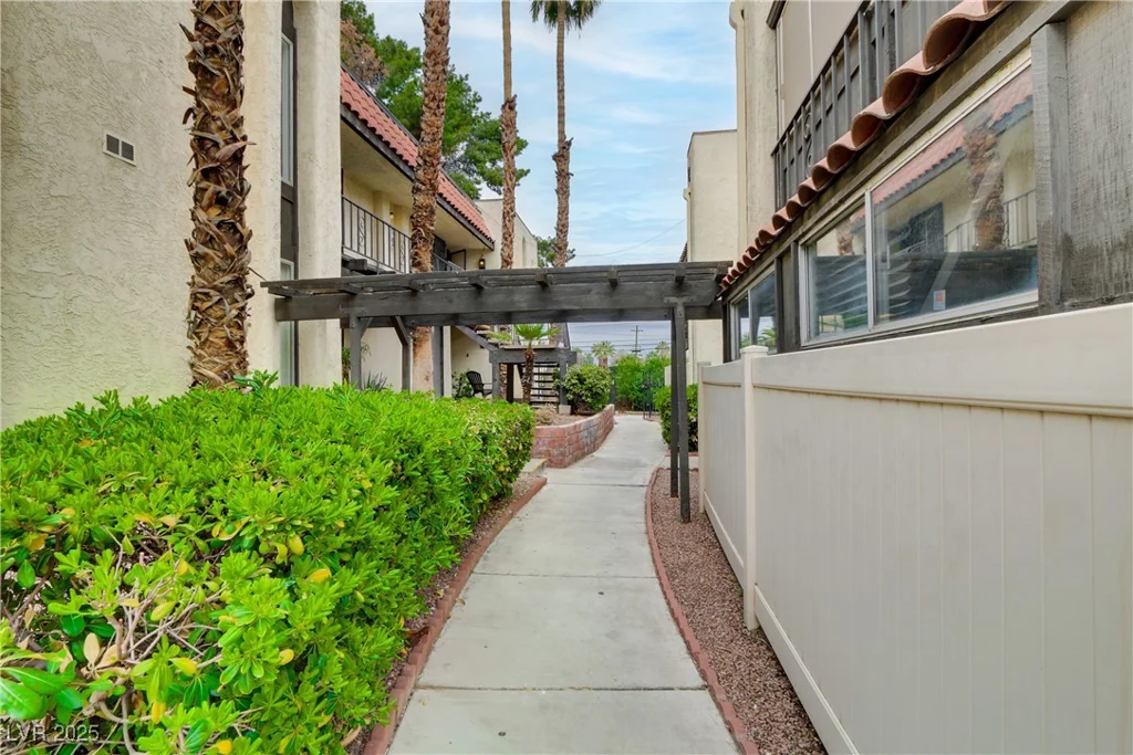1390 Vegas Valley, Las Vegas, NV 89169