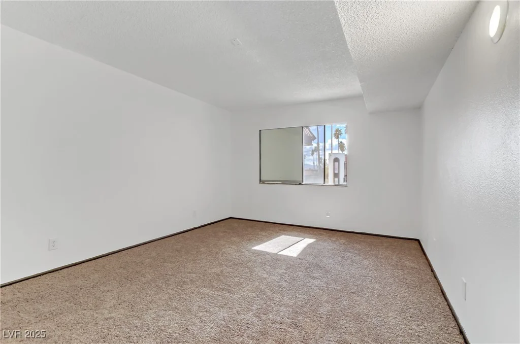 1390 Vegas Valley, Las Vegas, NV 89169