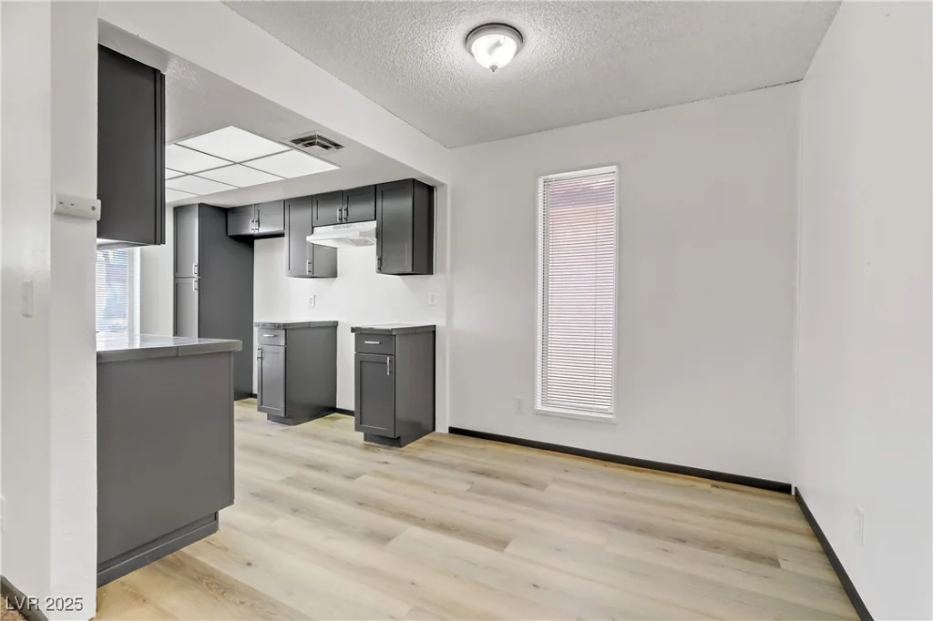 1390 Vegas Valley, Las Vegas, NV 89169