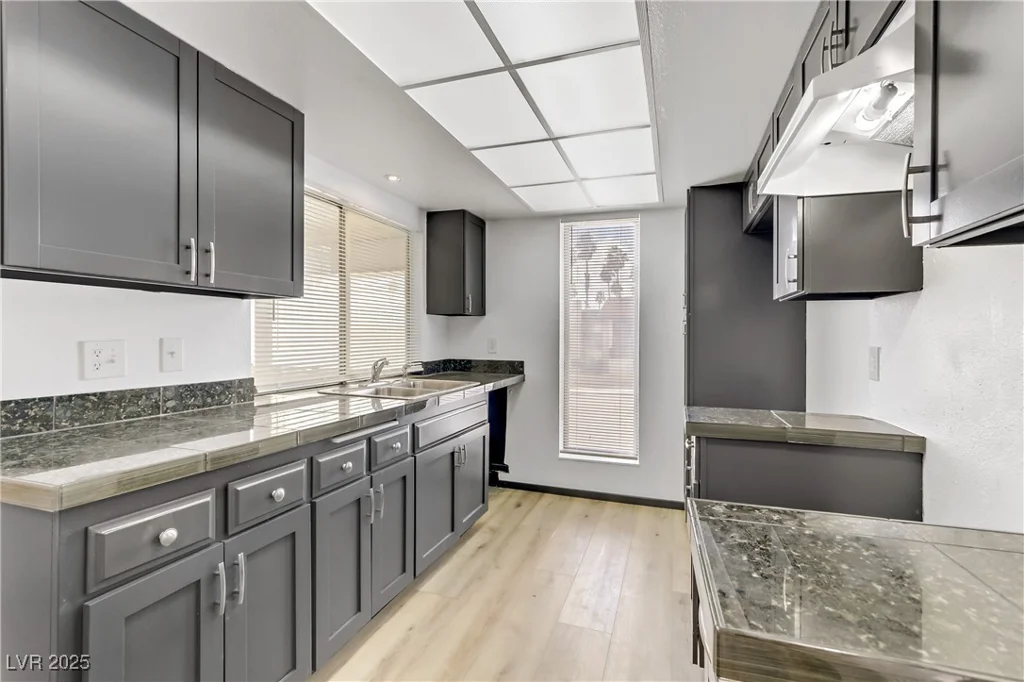 1390 Vegas Valley, Las Vegas, NV 89169