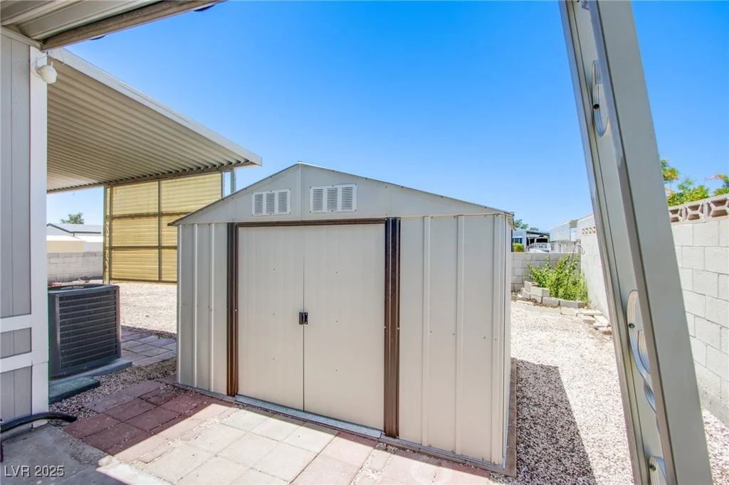 3055 Comitan, Las Vegas, NV 89122