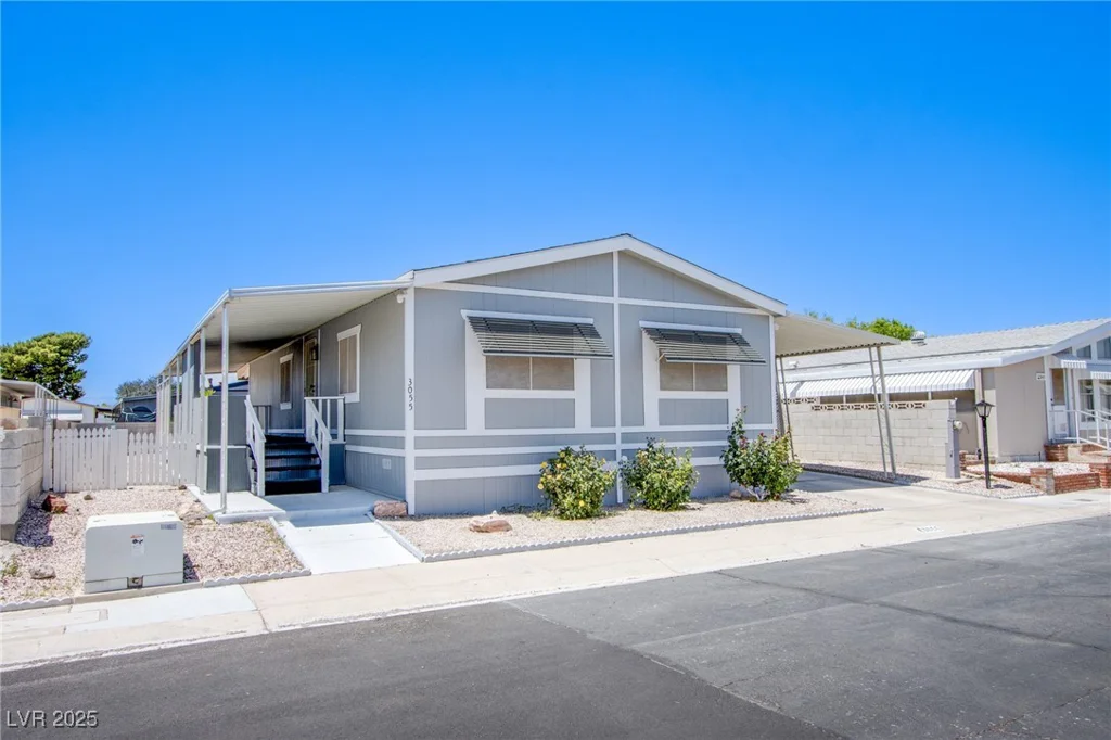 3055 Comitan, Las Vegas, NV 89122
