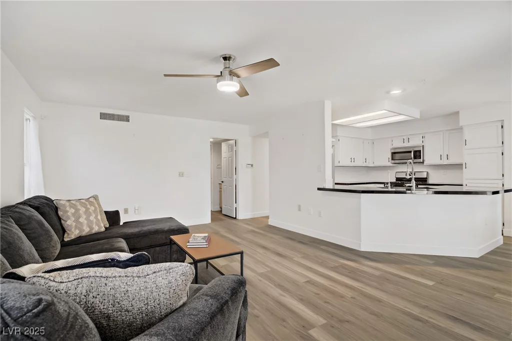270 Snowy River, Henderson, NV 89074
