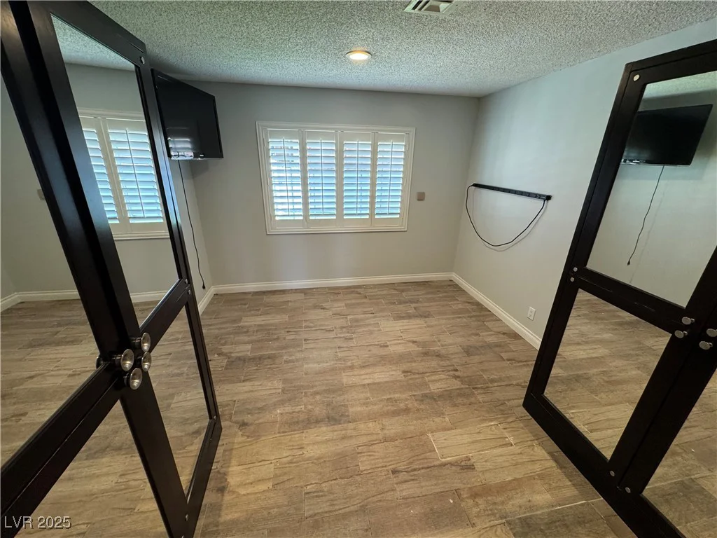 1819 Beverly, Las Vegas, NV 89104