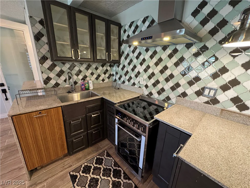 1819 Beverly, Las Vegas, NV 89104