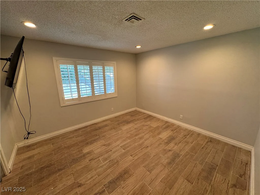 1819 Beverly, Las Vegas, NV 89104