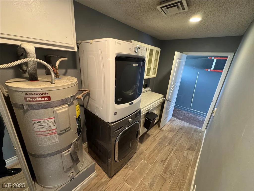 1819 Beverly, Las Vegas, NV 89104