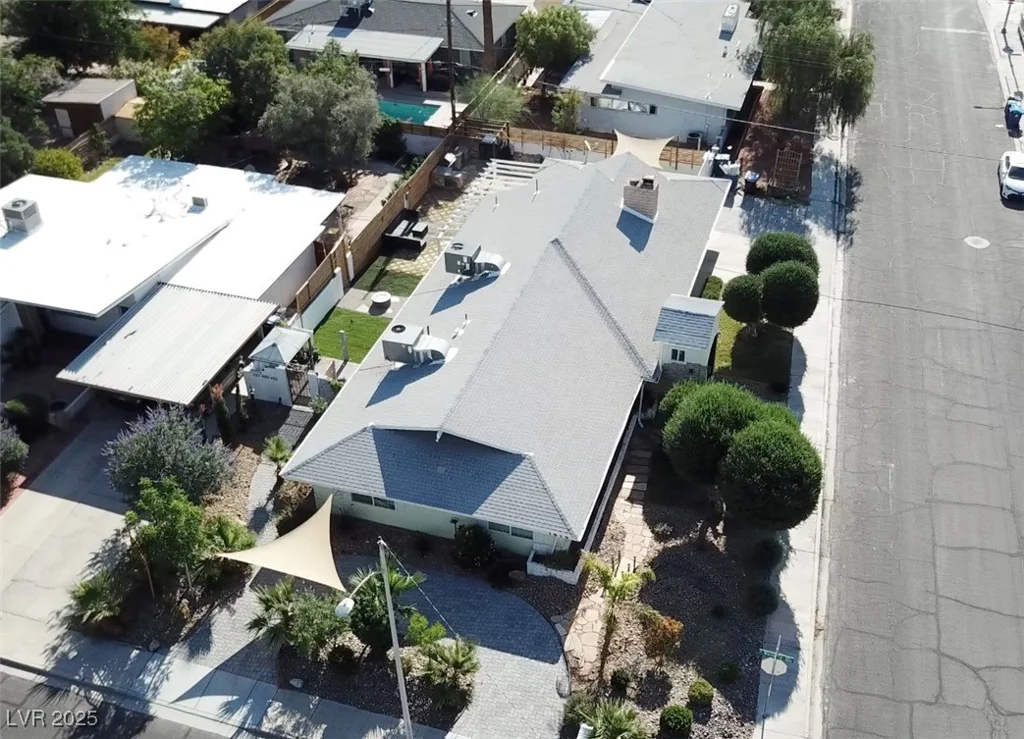 1819 Beverly, Las Vegas, NV 89104
