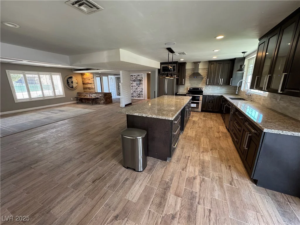 1819 Beverly, Las Vegas, NV 89104