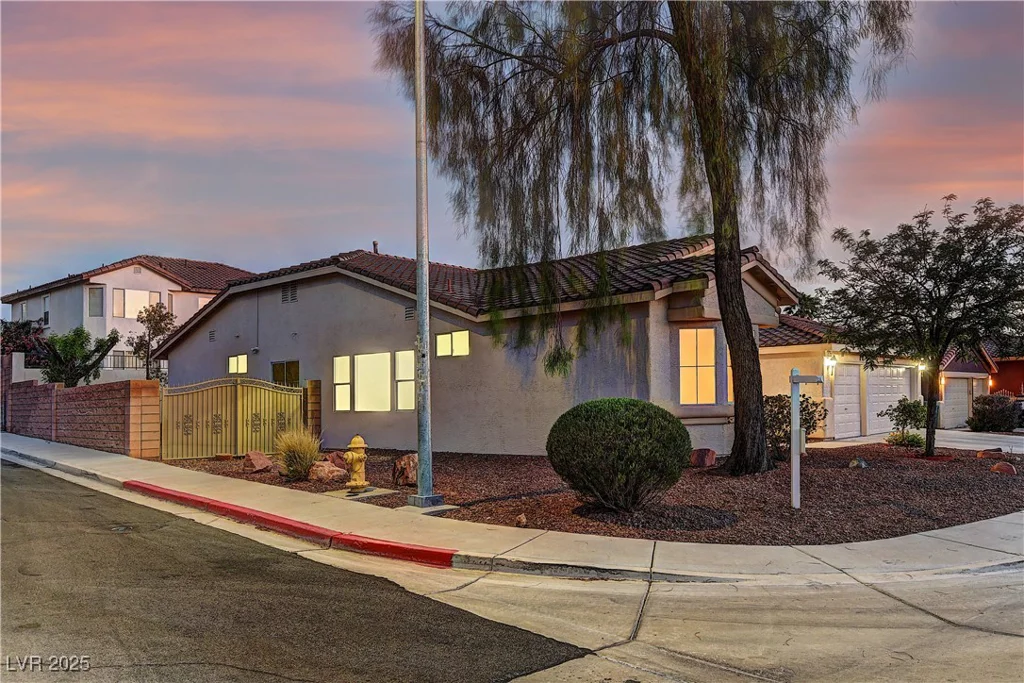 2725 Cool Lilac, Henderson, NV 89052