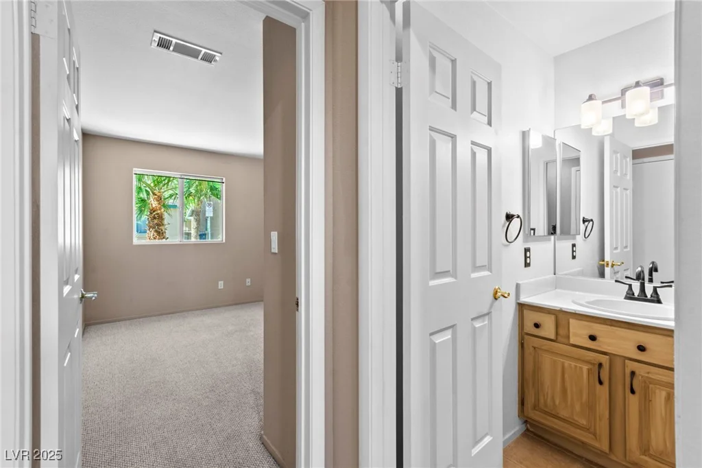 5615 Calais, Las Vegas, NV 89118