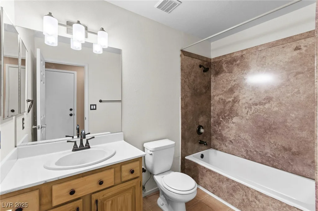 5615 Calais, Las Vegas, NV 89118