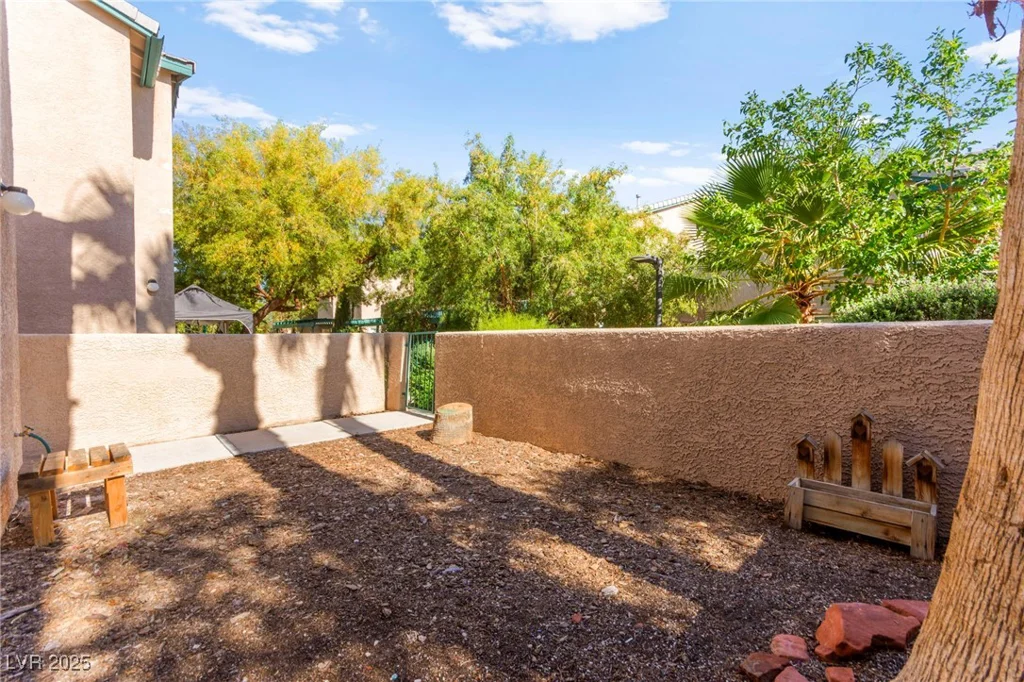 5615 Calais, Las Vegas, NV 89118