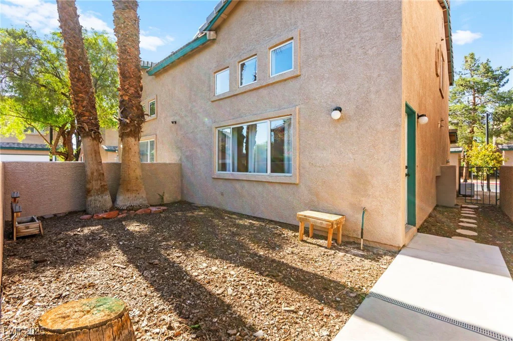5615 Calais, Las Vegas, NV 89118