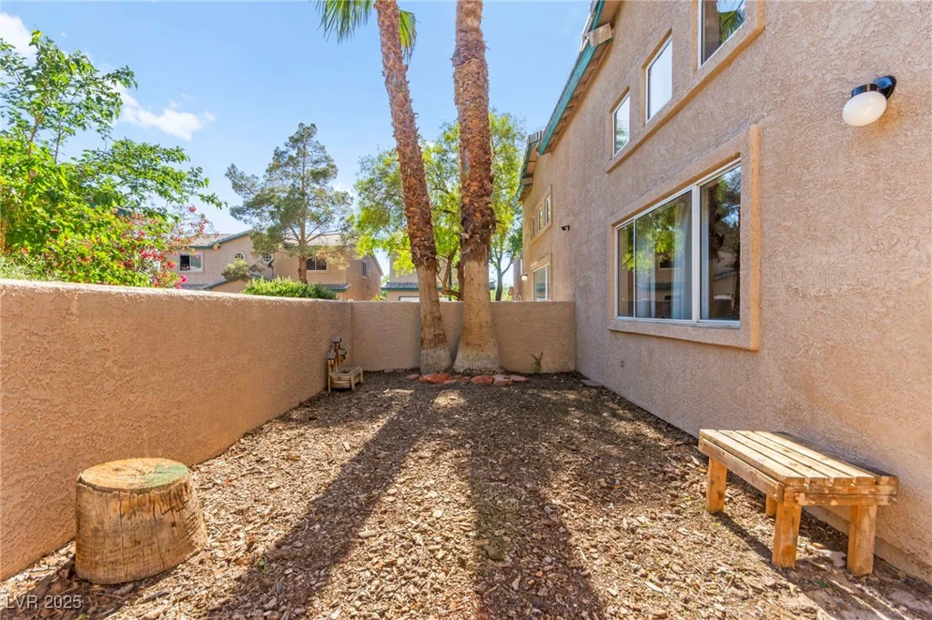 5615 Calais, Las Vegas, NV 89118