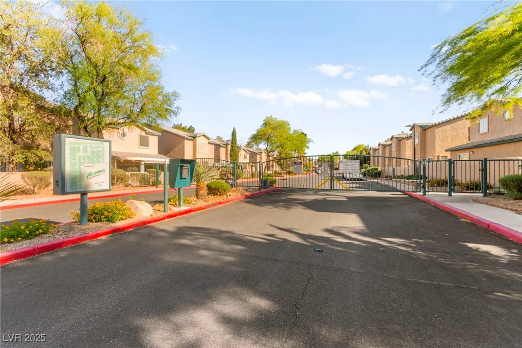 5615 Calais, Las Vegas, NV 89118
