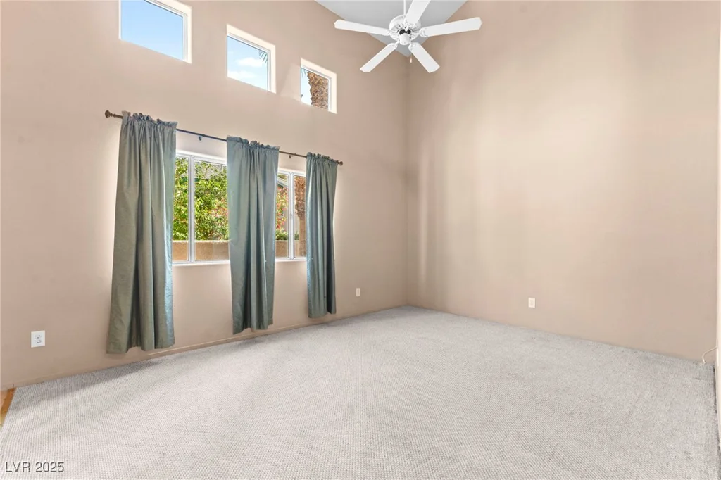 5615 Calais, Las Vegas, NV 89118
