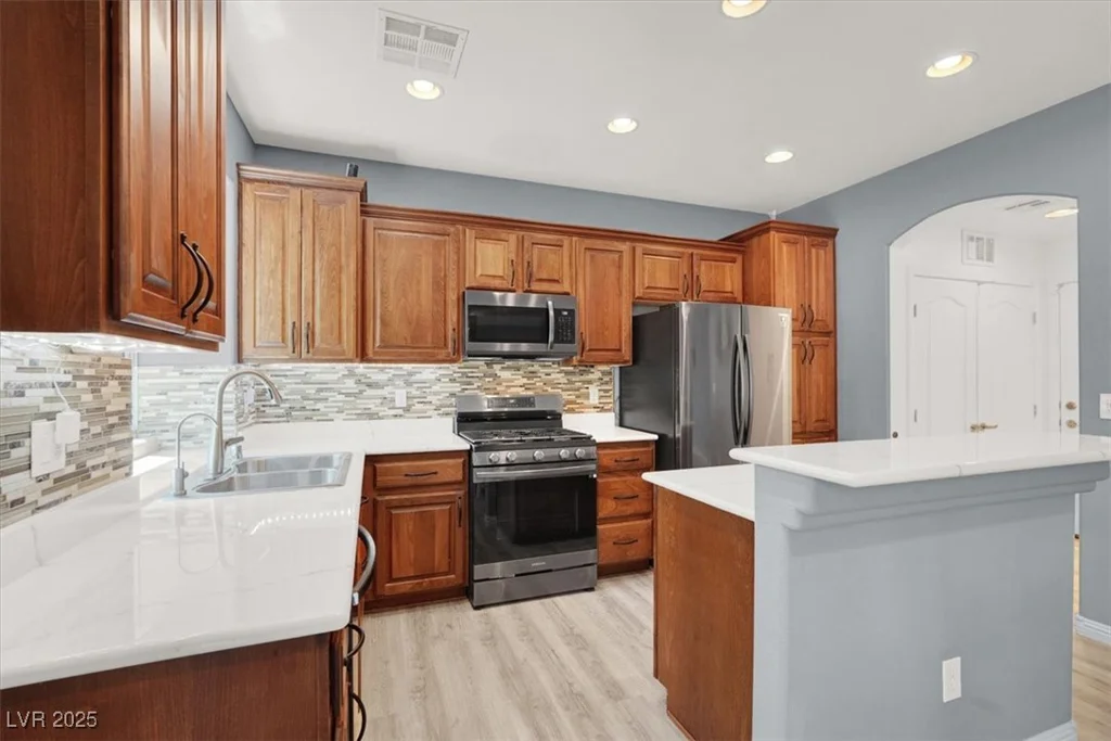 10845 Drake Ridge, Las Vegas, NV 89166