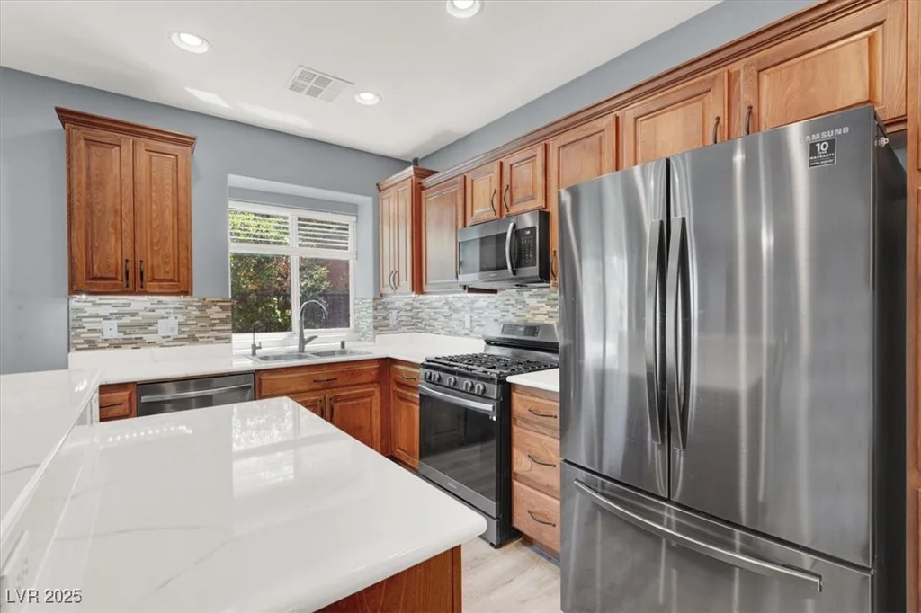 10845 Drake Ridge, Las Vegas, NV 89166