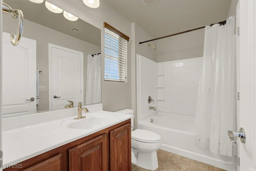 10845 Drake Ridge, Las Vegas, NV 89166