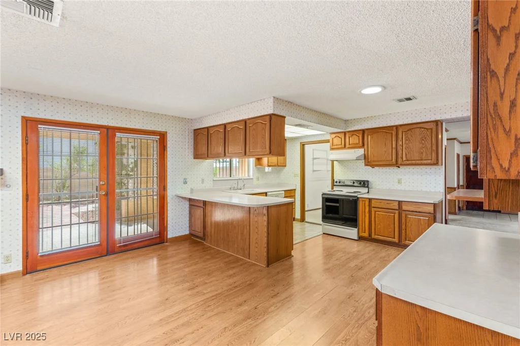3250 Duneville, Las Vegas, NV 89146
