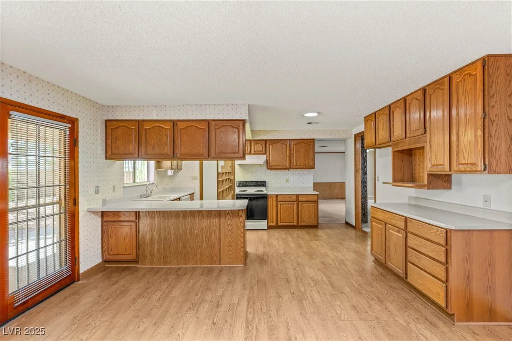 3250 Duneville, Las Vegas, NV 89146
