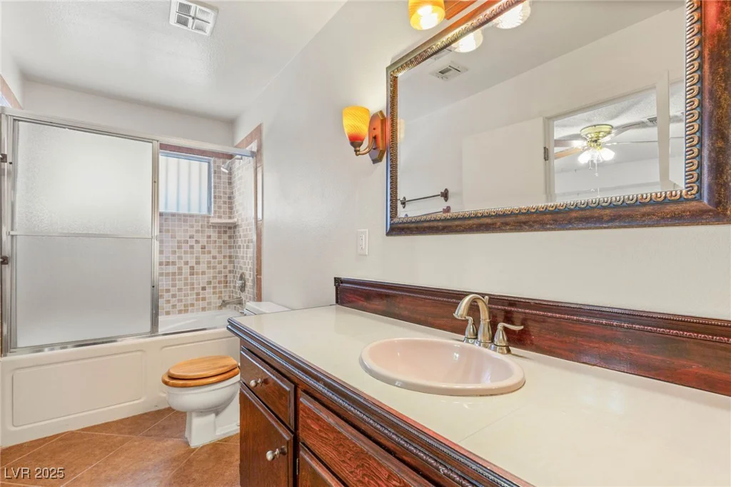 3250 Duneville, Las Vegas, NV 89146