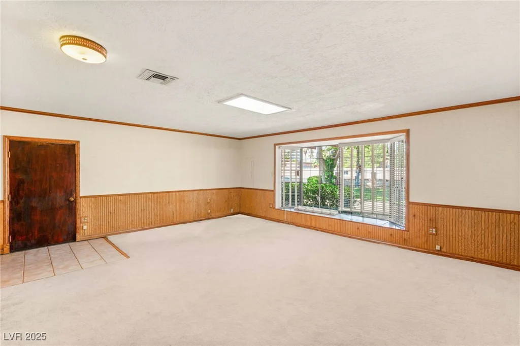 3250 Duneville, Las Vegas, NV 89146