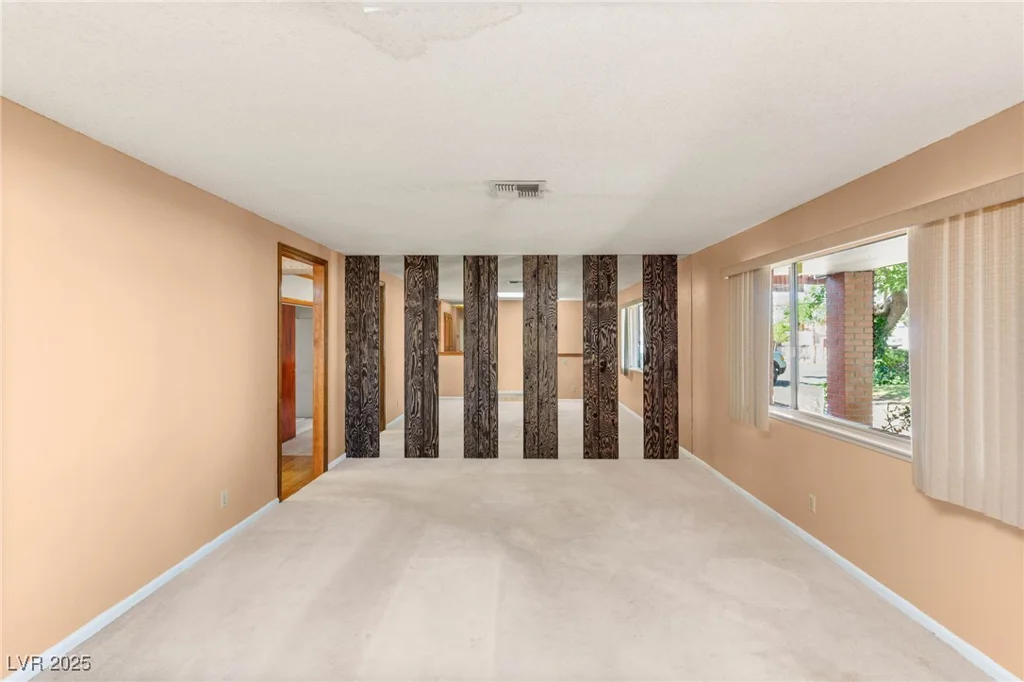 3250 Duneville, Las Vegas, NV 89146