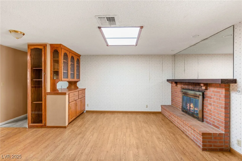 3250 Duneville, Las Vegas, NV 89146