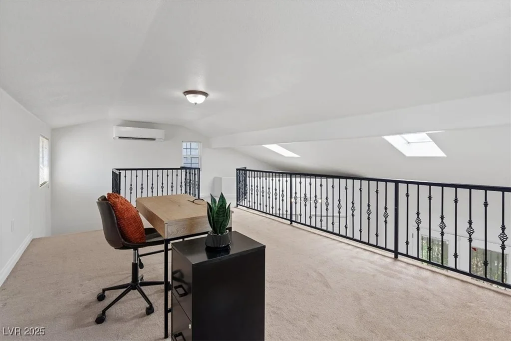 5854 Sheila, Las Vegas, NV 89108