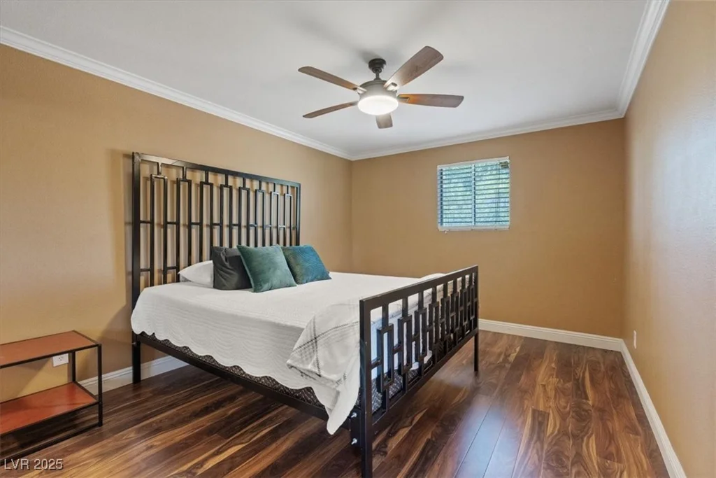 5854 Sheila, Las Vegas, NV 89108