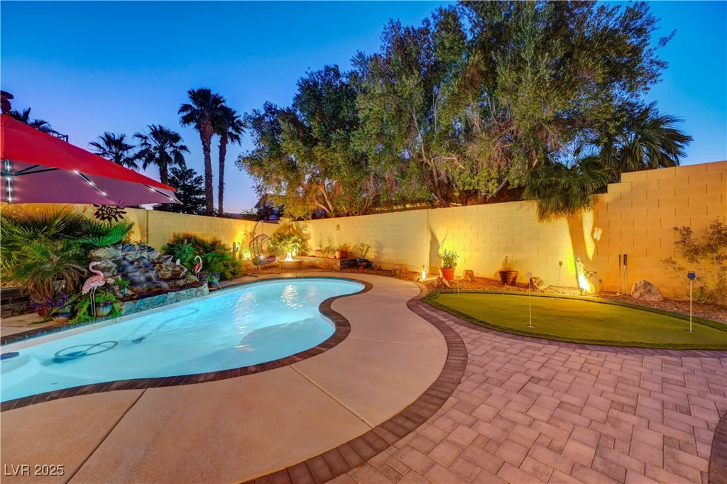 1028 Dodger Blue, Las Vegas, NV 89123