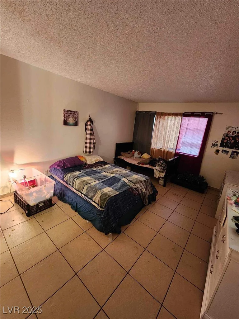 1405 Vegas Valley, Las Vegas, NV 89169