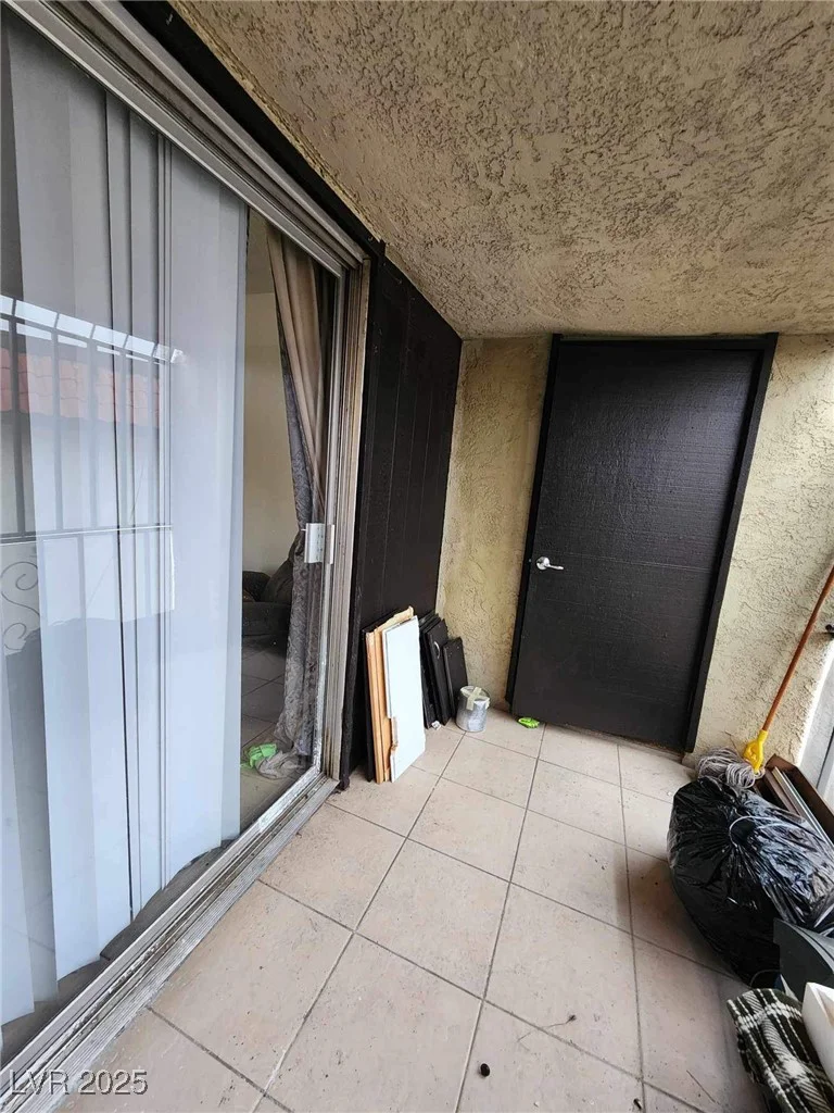 1405 Vegas Valley, Las Vegas, NV 89169