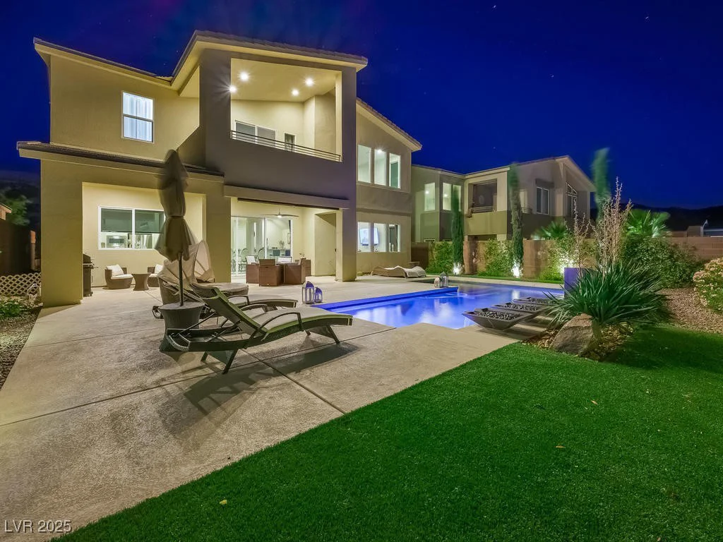 3 Hilltop Crest, Henderson, NV 89011