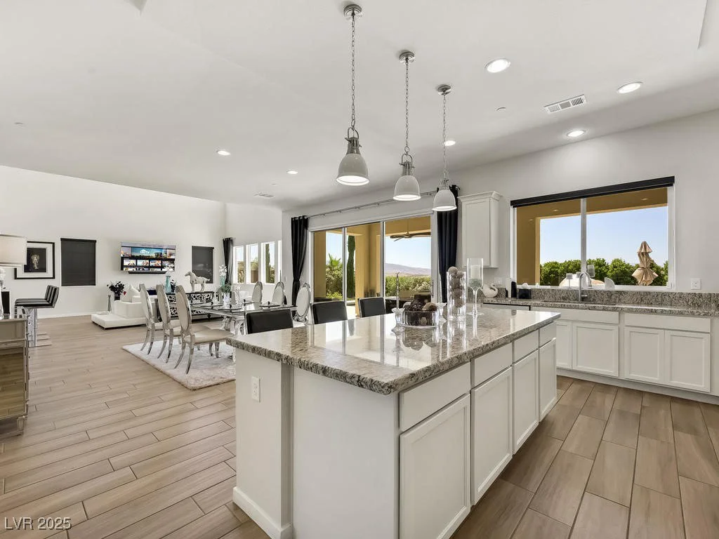3 Hilltop Crest, Henderson, NV 89011