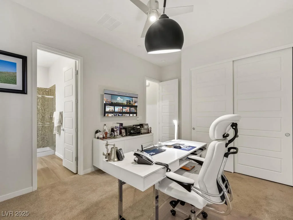 3 Hilltop Crest, Henderson, NV 89011