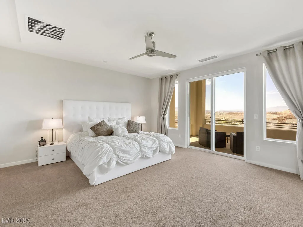 3 Hilltop Crest, Henderson, NV 89011