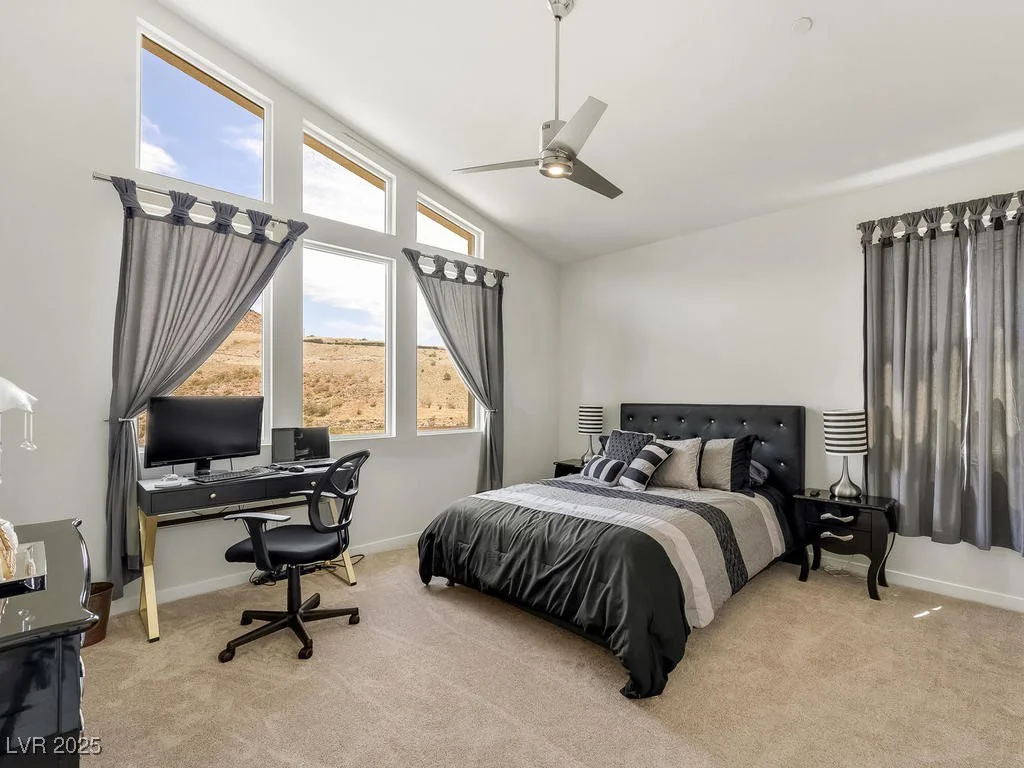 3 Hilltop Crest, Henderson, NV 89011