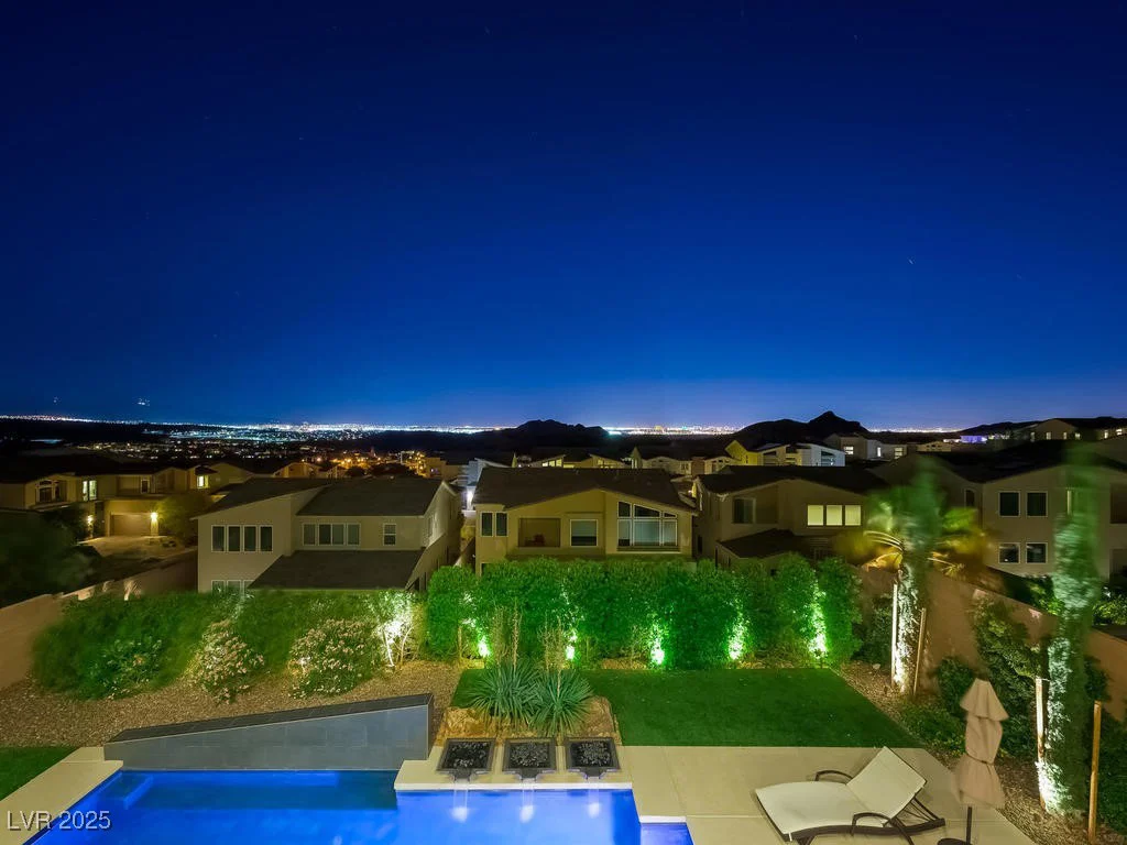3 Hilltop Crest, Henderson, NV 89011