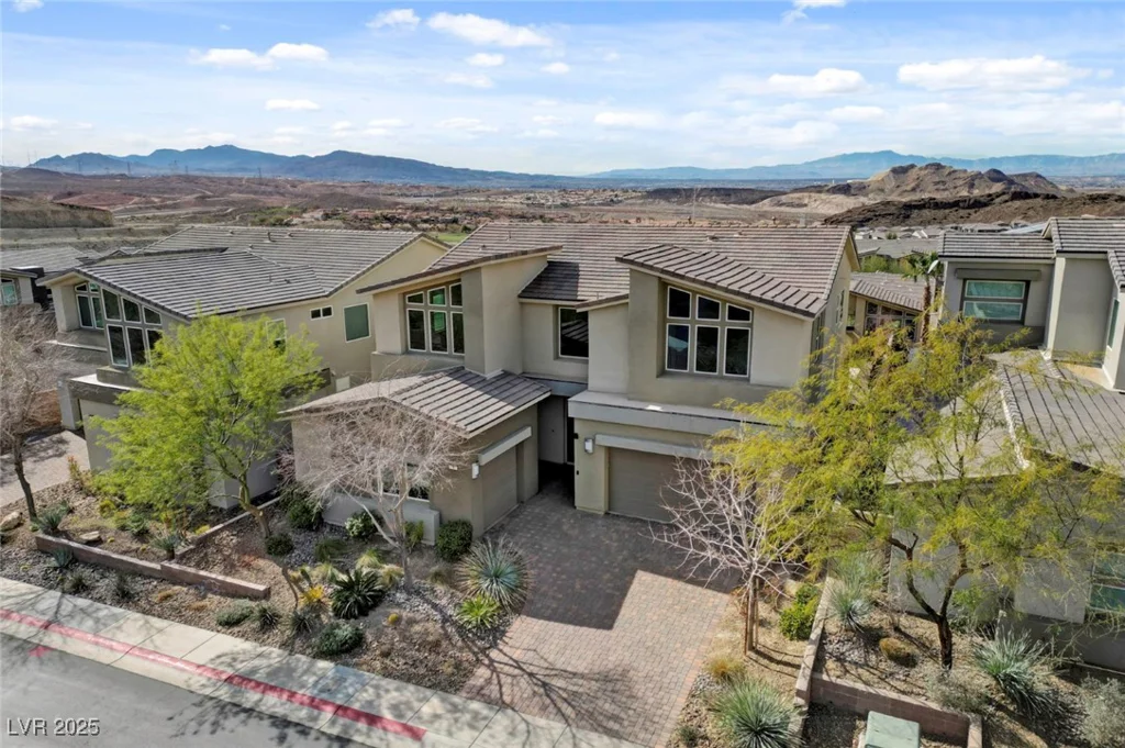 3 Hilltop Crest, Henderson, NV 89011