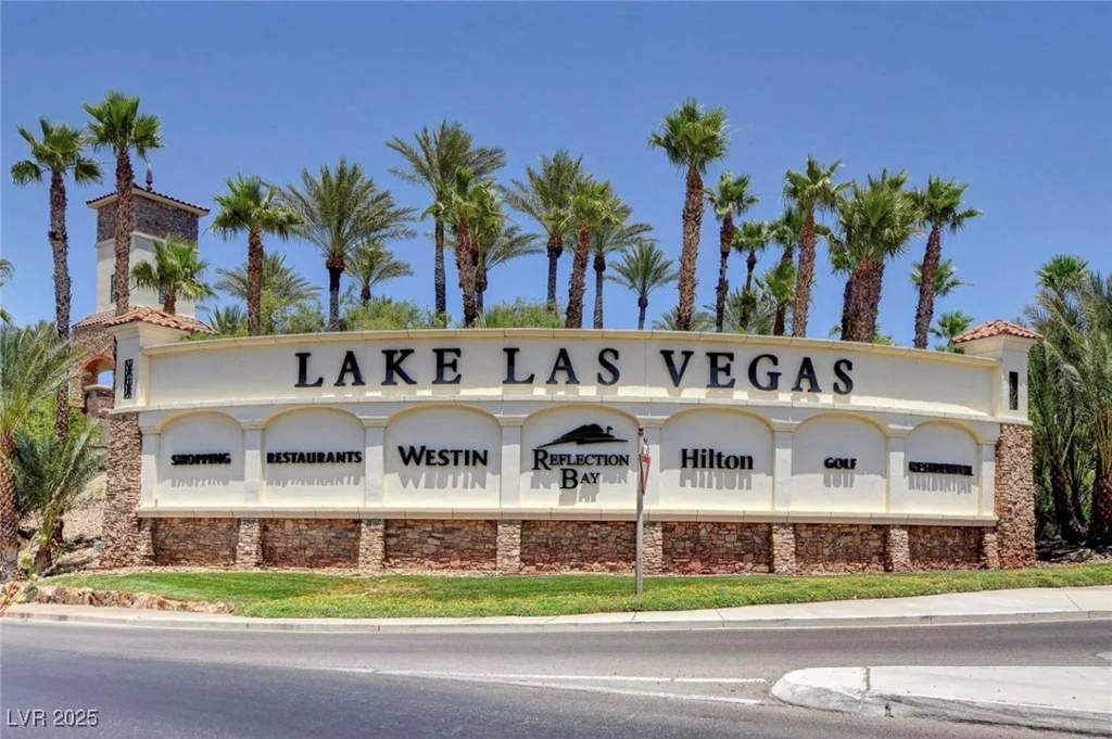 3 Hilltop Crest, Henderson, NV 89011