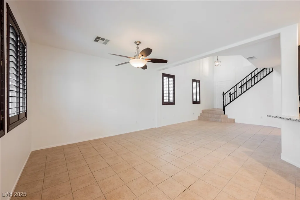 9545 Parker Springs, Las Vegas, NV 89166