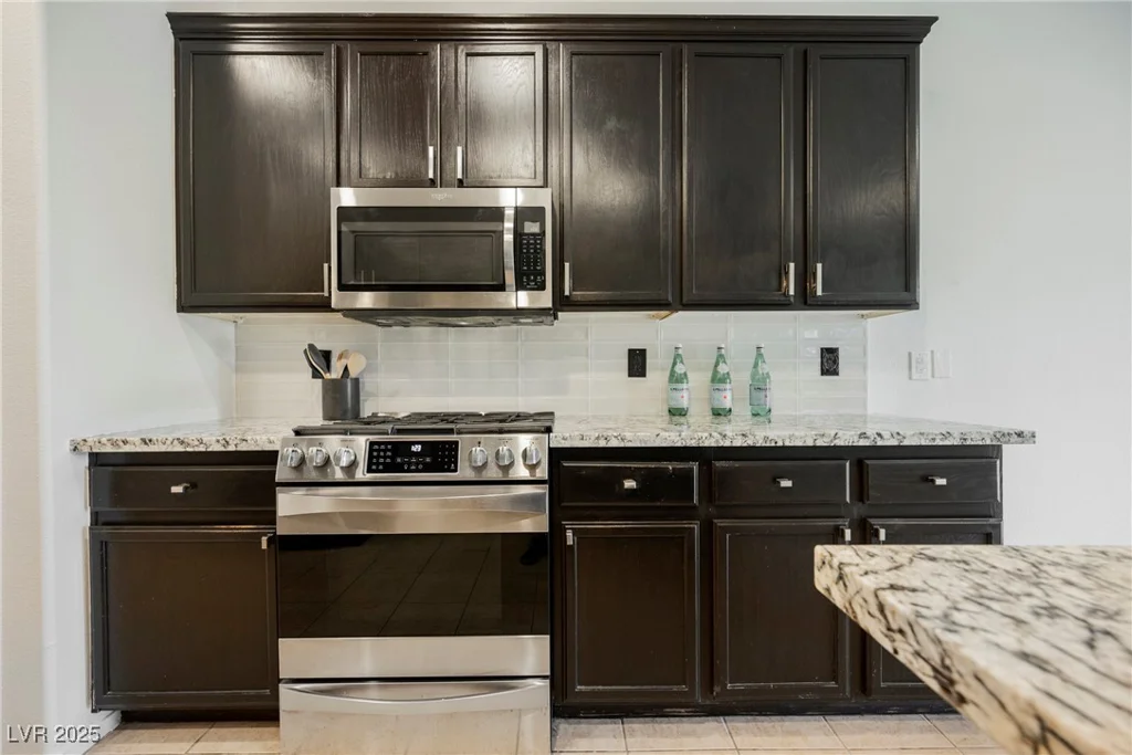 9545 Parker Springs, Las Vegas, NV 89166