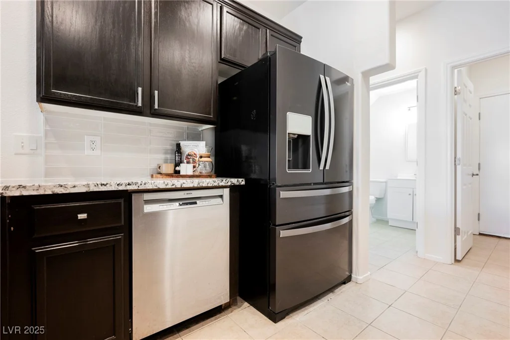 9545 Parker Springs, Las Vegas, NV 89166