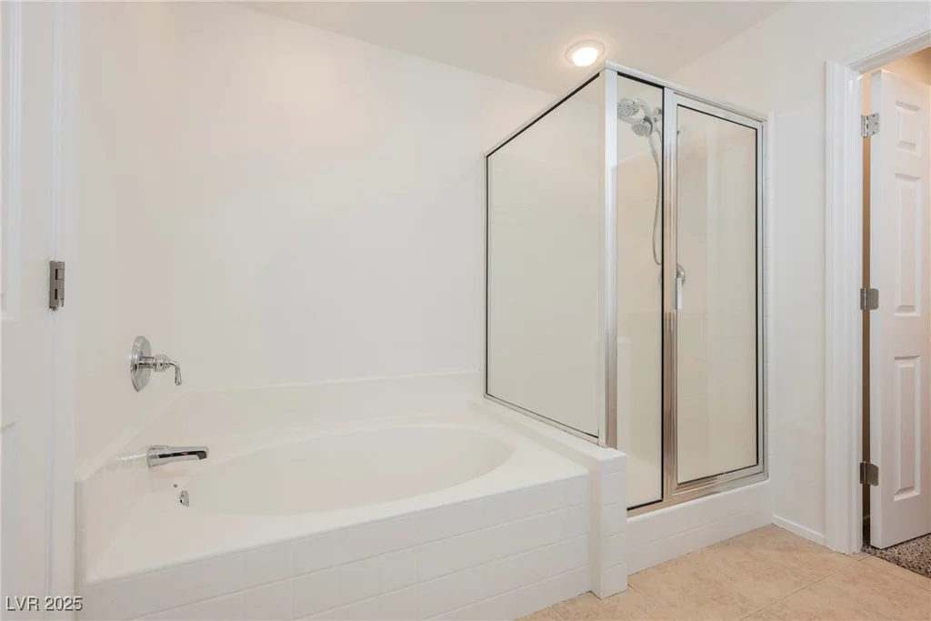 9545 Parker Springs, Las Vegas, NV 89166