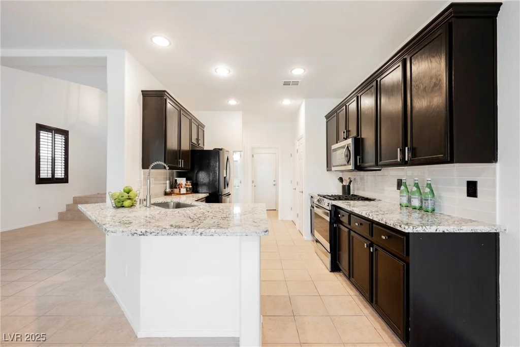 9545 Parker Springs, Las Vegas, NV 89166