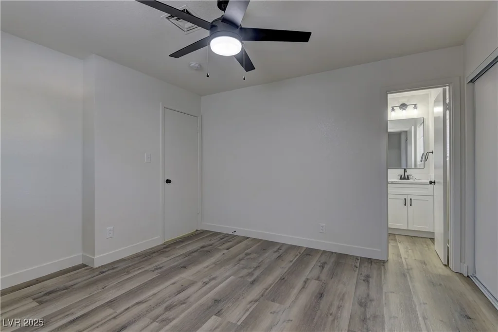 1901 Farnam, Las Vegas, NV 89102
